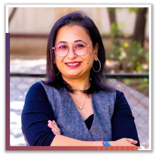 Swati Valsangkar Headshot